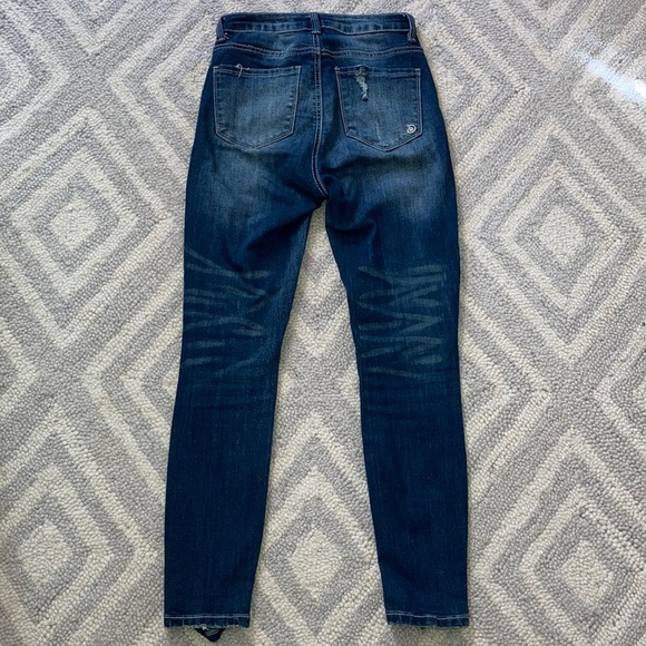 High Rise Curvy Ripped Jeans Size 00 - Picture 4 of 5